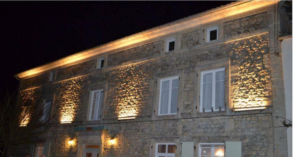Auberge Du Noyer Londigny Eksteriør billede